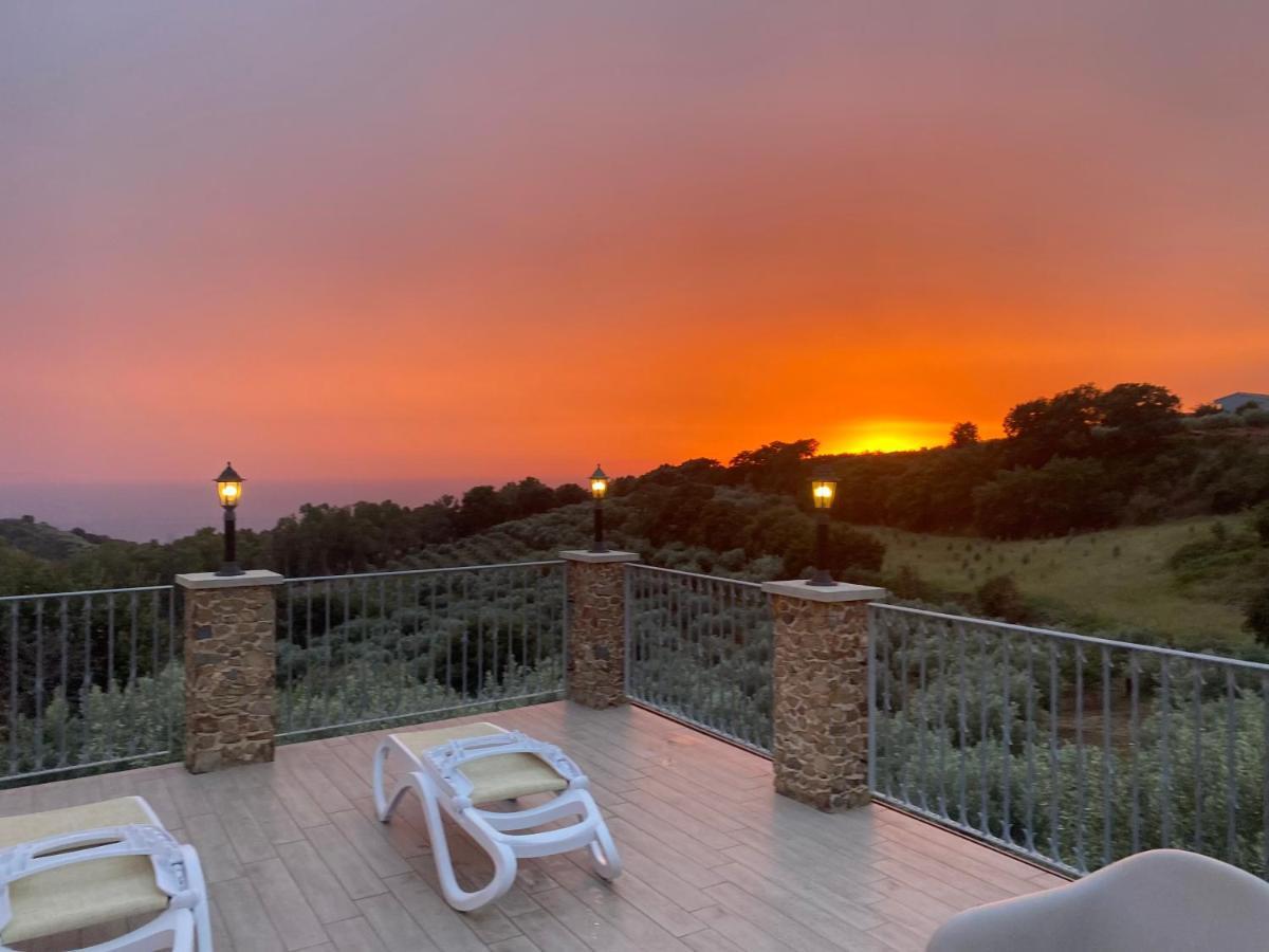 Bed and Breakfast Casale Calabria Джиццерия Экстерьер фото